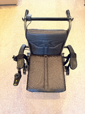 eFOLDi Lightweight Power Chair - with 2 Batteries and Charger - VERY light use