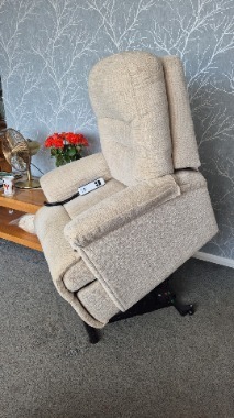 Riser recliner electric chair 
