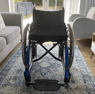 Lightweight Active Wheelchair 