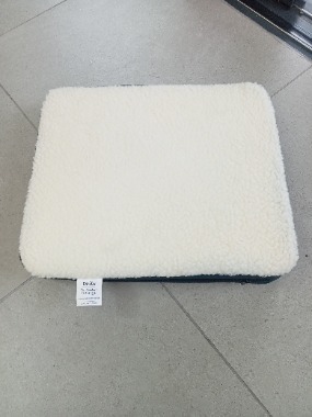 Wheelchair seat