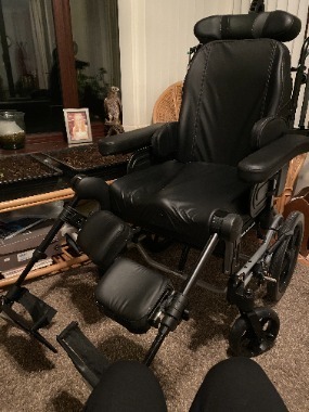 Ivacare Rea Azalea Tilt in Space Wheelchair