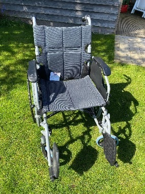 Aidapt Lightweight Self Propelled Aluminium Wheelchair 