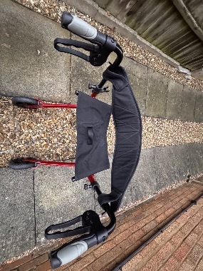 4 wheel rollator walker
