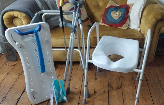 Hip replacement equipment bundle of 7 items 