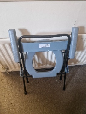 Commode - Foldable for travel