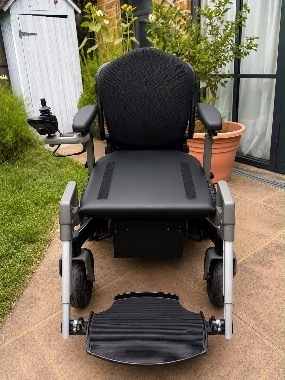 Dietz Sango Advanced Powered Wheelchair - Lift & Tilt - Cost £9,027 - Excellent Condition