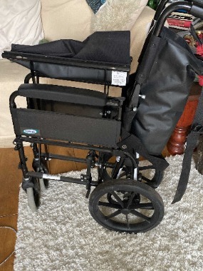lightweight foldable wheelchair