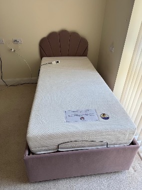 Riverdale Electric, Adjustable Recliner Bed