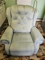 Willowbrook Riser/Recliner chair