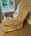 Riser recliner armchair
