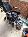 Electric wheelchair 
