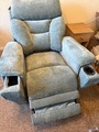Riser recliner chair, with heat and massage