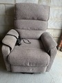 Riser Recliner Chair