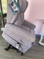 Riser recliner chair