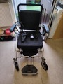 Lightweight electric wheelchair 
