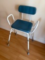 Adjustable high chair 