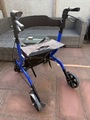Aidapt Deluxe Lightweight aluminium 4 wheel Rollator 